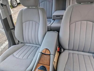 Brugt Mercedes E220 184 HK (135 kW) 2007 Sølv Sedan
