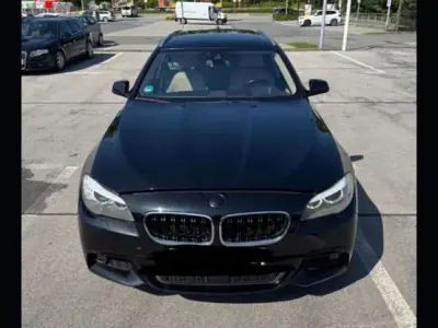 Gebraucht BMW 530 258 PS (189 kW) 2012 Schwarz Kombi