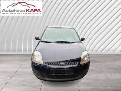 Gebraucht Ford Fiesta Ambiente 60 PS (44 kW) 2006 Marineblau Kleinwagen