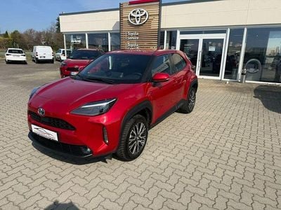 Gebraucht Toyota Yaris Cross Team 116 PS (85 kW) 2022 Rot SUV