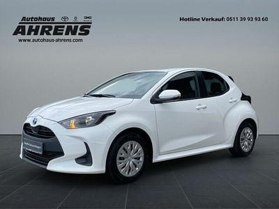 Gebraucht Toyota Yaris Business Edition 116 PS (85 kW) 2021 Weiß sonderlack Kleinwagen