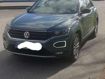 Gebraucht VW T-Roc IQ Drive 150 PS (110 kW) 2019 Blau SUV
