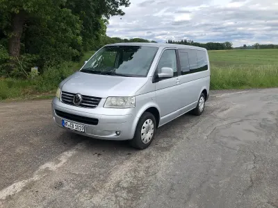 Gebraucht VW T5 131 PS (96 kW) 2009 Silber Van