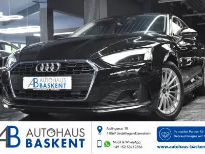 Gebraucht Audi A5 Sportback Sport 163 PS (119 kW) 2022 Schwarz Kleinwagen