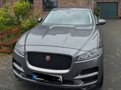 Gebraucht Jaguar F-Pace Prestige 179 PS (131 kW) 2016 Grau SUV