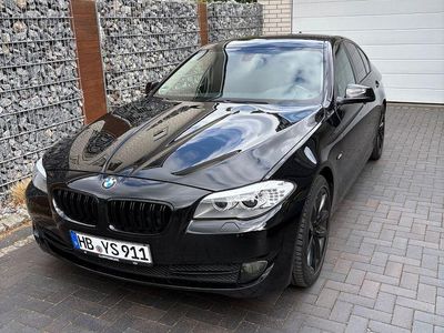 Gebraucht BMW 520 Sport Line 184 PS (135 kW) 2013 Schwarz Limousine