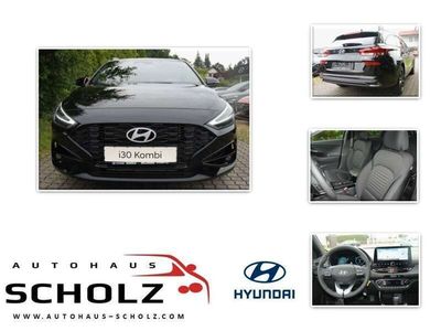 Gebraucht Hyundai i30 Advantage 140 PS (102 kW) 2024 Abyss black Kombi