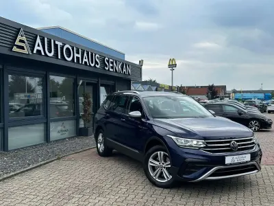 Gebraucht VW Tiguan Allspace Elegance 200 PS (147 kW) 2023 Blau SUV
