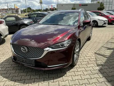 Gebraucht Mazda 6 194 PS (142 kW) 2023 Rot Kombi