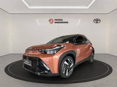 Neu Toyota Aygo X Lounge 116 PS (85 kW) 2026 Braun SUV