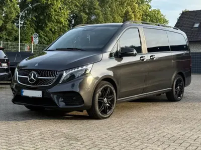 Gebraucht Mercedes V300 Night 237 PS (174 kW) 2023 Van / Kleinbus