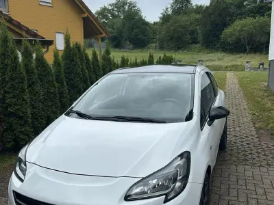 Gebraucht Opel Corsa Color Edition 90 PS (66 kW) 2017 Weiß Kleinwagen