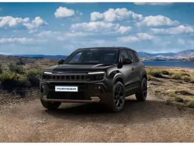 Neu Jeep Avenger 110 PS (80 kW) 2026 Schwarz SUV