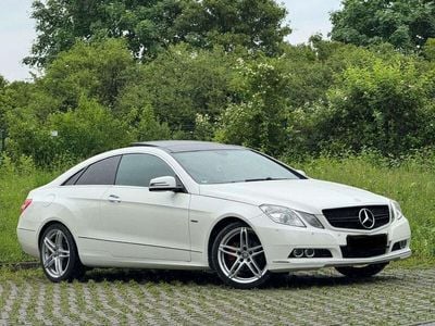 Mercedes E200