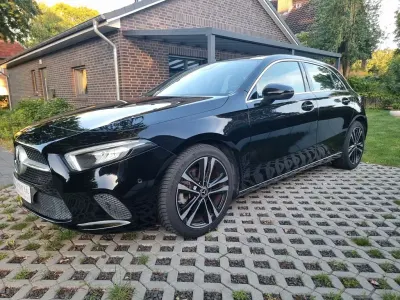 Gebraucht Mercedes A180 Progressive 136 PS (100 kW) 2020 Schwarz Limousine