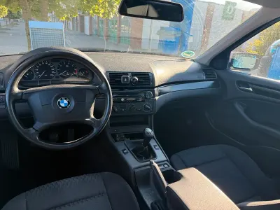 Gebraucht BMW 316 105 PS (77 kW) 2001 Silber Limousine