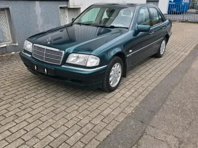 Brugt Mercedes C240 Elegance 170 HK (125 kW) 1998 Grøn Sedan