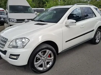 Gebraucht Mercedes ML350 231 PS (169 kW) 2010 Weiß SUV