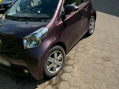 Gebraucht Toyota iQ Plus 68 PS (50 kW) 2009 Kleinwagen