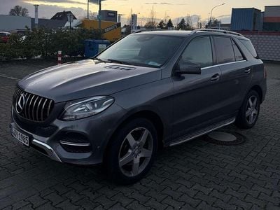 Second-hand Mercedes GLE250 204 CP (150 kW) 2016 Gri SUV