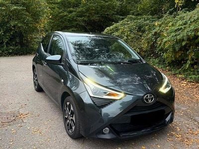 Brugt Toyota Aygo Connect Style 72 HK (52 kW) 2018 Sort Hatchback