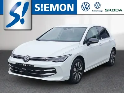 Gebraucht VW Golf VIII Goal 150 PS (110 kW) 2025 Weiss Limousine