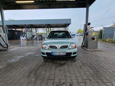 Usata Nissan Micra 60 CV (44 kW) 2001 Argento Utilitaria