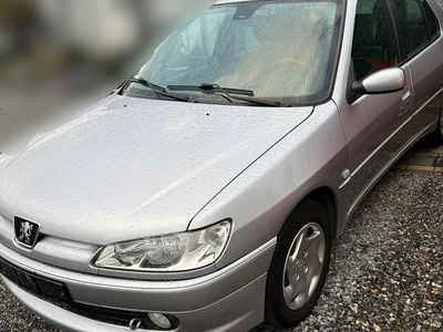 Peugeot 306