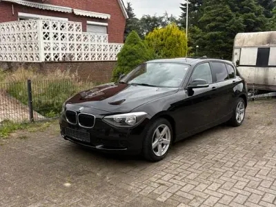 Gebraucht BMW 114 102 PS (75 kW) 2014 Schwarz Kleinwagen