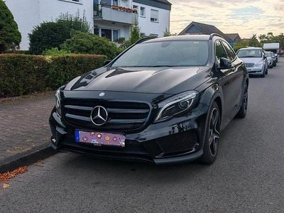 Mercedes GLA200
