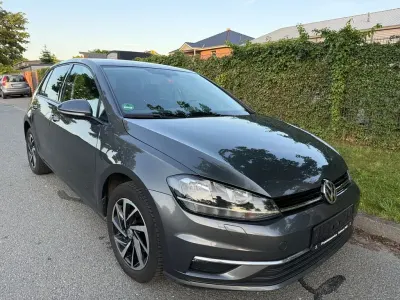 Gebraucht VW Golf VII Join 110 PS (80 kW) 2018 Grau Kombi