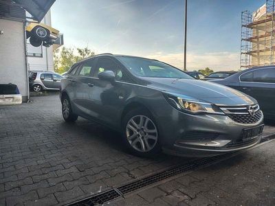 Grau Gebraucht 2019 Opel Astra S Kombi | 11.500 € (Fairer Preis)