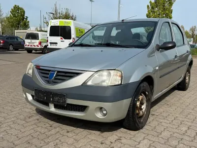 Używany Dacia Logan Lauréate 87 KM (63 kW) 2006 Beżowy Sedan/Limuzyna