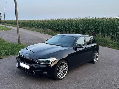 Schwarz Gebraucht 2019 BMW 118 Advantage Kleinwagen | 12.190 € (Fairer Preis)