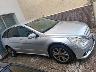 Mercedes R320