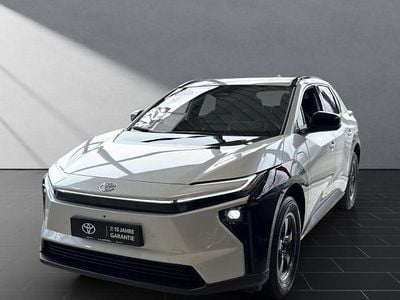 Nouă Toyota bZ4X 164 kW (224 CP) 2026 Alb SUV