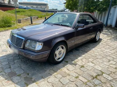 Gebraucht Mercedes 220 Sportline 150 PS (110 kW) 1993 Violet Coupé