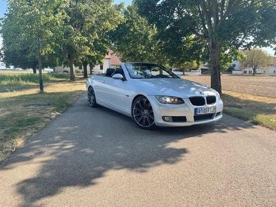 Grau Gebraucht 2007 BMW 325 Cabriolet Performance Cabrio | 9.500 € (Fairer Preis)