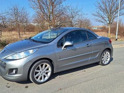 Gebraucht Peugeot 207 CC Roland Garros 111 PS (81 kW) 2010 Grau Cabrio