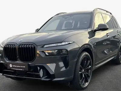 Neu BMW X7 Comfort Edition 352 PS (258 kW) 2026 Grau SUV