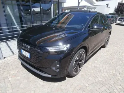 Gebraucht Audi Q4 Sportback e-tron S-Line 210 kW (286 PS) 2024 Schwarz SUV