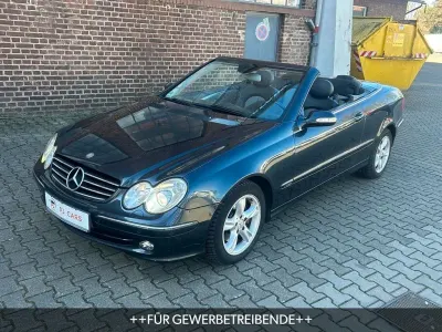 Gebraucht Mercedes CLK200 163 PS (119 kW) 2003 Schwarz Cabrio