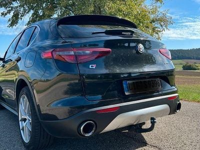 Gebraucht Alfa Romeo Stelvio Lusso 280 PS (205 kW) 2018 Schwarz SUV