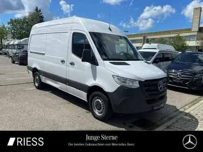 Gebraucht Mercedes Sprinter 170 PS (125 kW) 2025 Arktikweiß Van