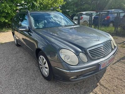 Mercedes E320
