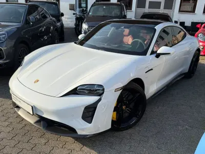 Gebraucht Porsche Taycan Turbo S 559 kW (761 PS) 2023 Weiß Limousine