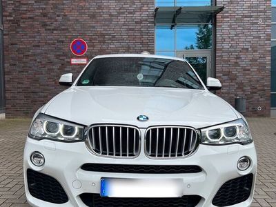 gebraucht BMW X4 xDrive 30d M Sport Head-Up Leder Kamera 8-Fach Bereifung