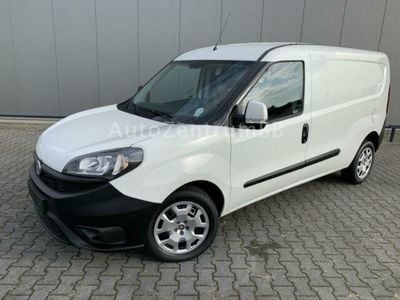 Gebraucht Fiat Doblò 101 PS (74 kW) 2018 Weiß Van / Kleinbus