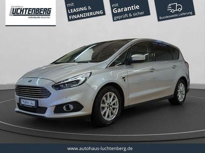 Gebraucht Ford S-MAX Titanium 179 PS (131 kW) 2015 Silber Van / Kleinbus