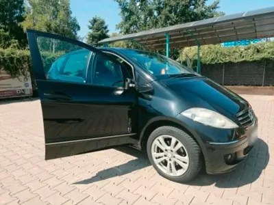Gebraucht Mercedes A180 Avantgarde 109 PS (80 kW) 2010 Schwarz Limousine